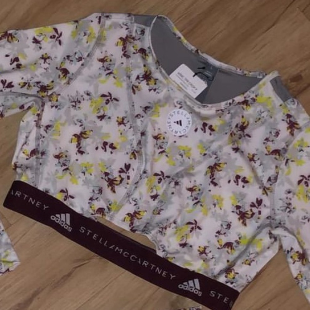 Brand new Stella McCarthy ADDIDAS set - Picture 2 of 5
